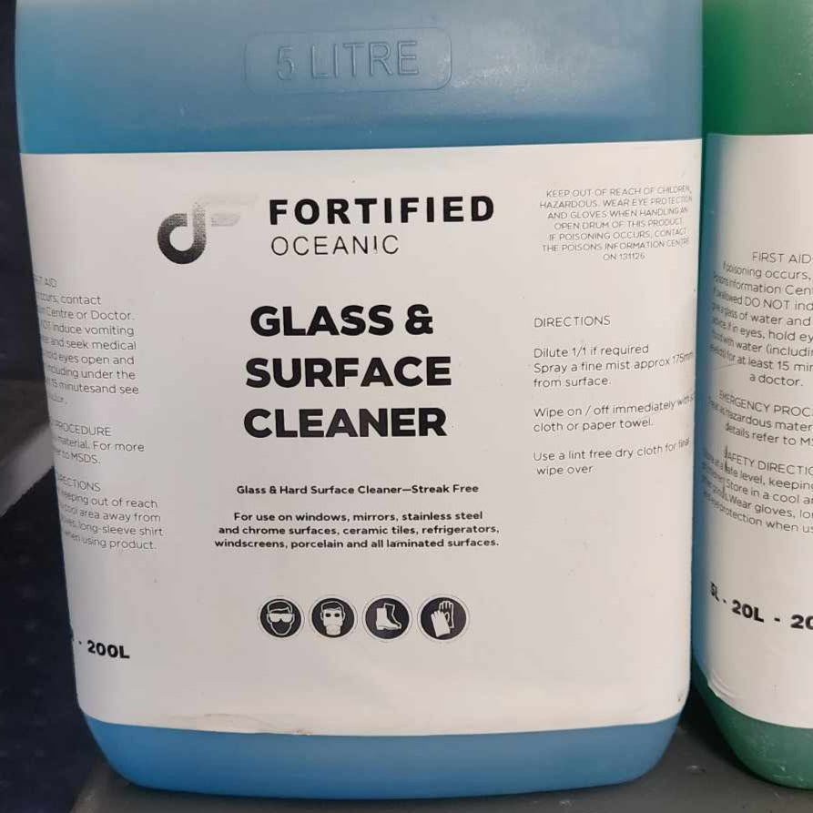 Glass & Surface Cleaner